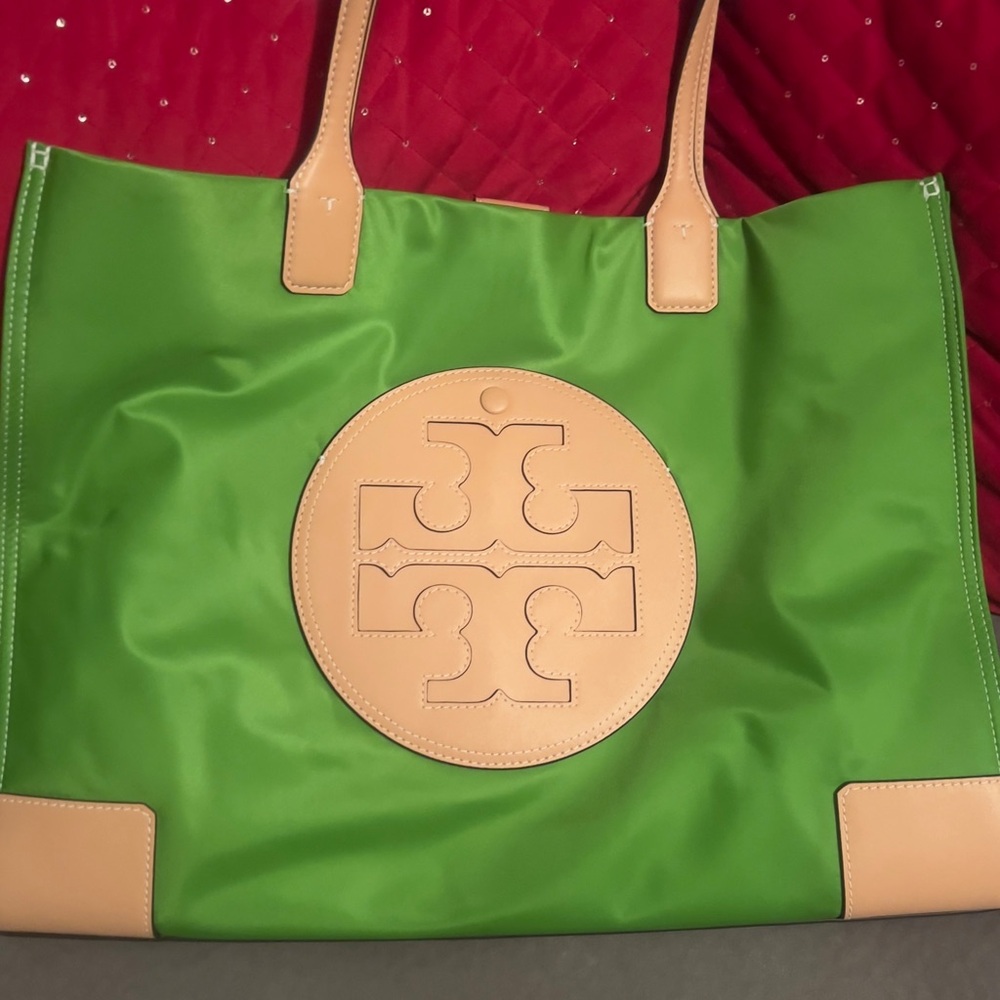 Tory Burch Tote NWT